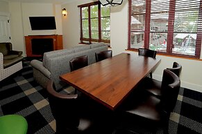 Heavenly Village Condos - Grand Residence