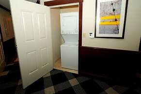 Heavenly Village Condos - Grand Residence