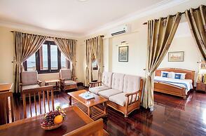 Beachfront Hotel
