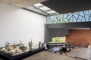 Sea Two Pool Villa Resort