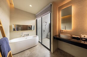 Sea Two Pool Villa Resort