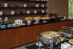 Sea Two Pool Villa Resort