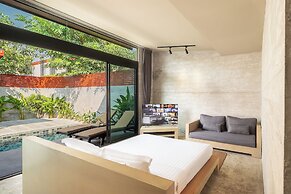 Sea Two Pool Villa Resort