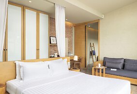 Sea Two Pool Villa Resort