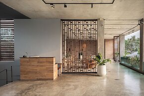 Sea Two Pool Villa Resort