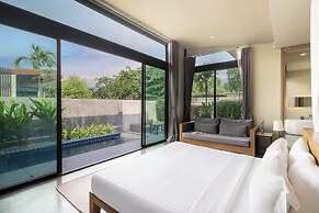 Sea Two Pool Villa Resort