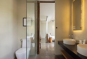 Sea Two Pool Villa Resort