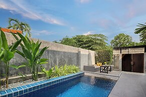 Sea Two Pool Villa Resort