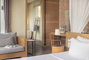 Sea Two Pool Villa Resort