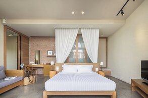 Sea Two Pool Villa Resort