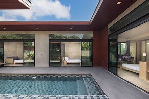 Sea Two Pool Villa Resort