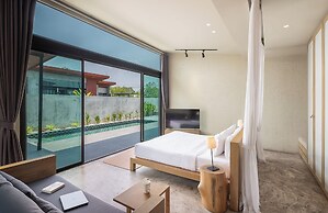 Sea Two Pool Villa Resort