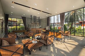 Sea Two Pool Villa Resort