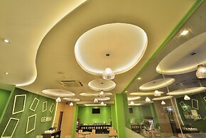 Zodiak MT Haryono by KAGUM Hotels