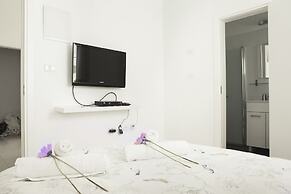 Kerem Hateiminim Apartments