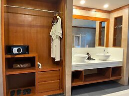 Villa Tantawan Resort And Spa