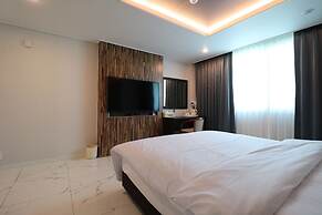 Chungju Grand Hotel