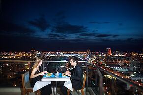 A La Carte Da Nang Beach