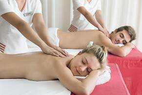 A La Carte Da Nang Beach