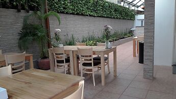 The Flora Boutique Hotel