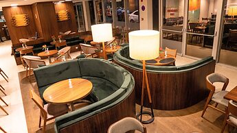 Bugan Recife Boa Viagem Hotel - by Atlantica