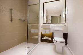 Bugan Recife Boa Viagem Hotel - by Atlantica