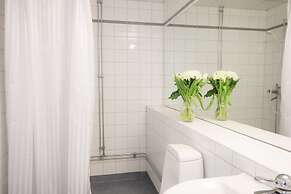 Hotell Aston