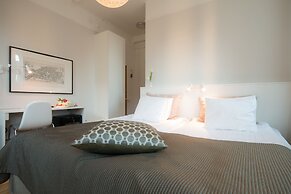 Hotell Aston