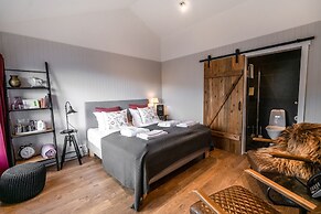 Frost and Fire Boutique Hotel