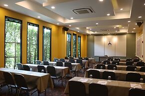 HUA HIN GRAND HOTEL AND PLAZA