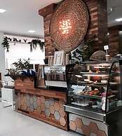 Ban's Avenue Guest House