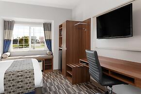 Microtel Inn & Suites by Wyndham Sault Ste. Marie