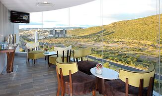 HS HOTSSON Hotel Querétaro