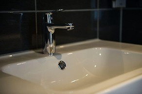 Golden Mansion Aparthotel