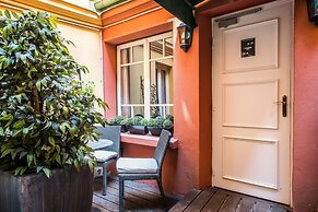 Hôtel Jardin le Bréa