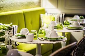 Hôtel Jardin le Bréa