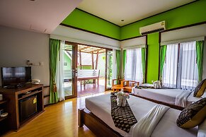 Phi Phi Andaman Beach Resort