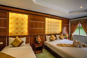 Phi Phi Andaman Beach Resort