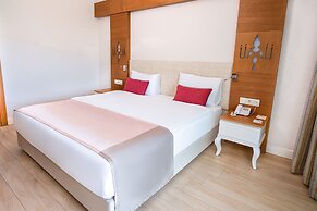 Port Nature Luxury Resort & Spa – All Inclusive