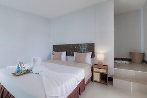 Phi Phi Cozy Seafront Resort