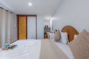 Phi Phi Cozy Seafront Resort