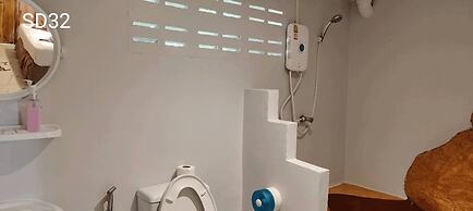 Phi Phi Cozy Seafront Resort