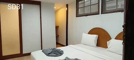 Phi Phi Cozy Seafront Resort