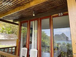 Phi Phi Cozy Seafront Resort