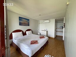 Phi Phi Cozy Seafront Resort