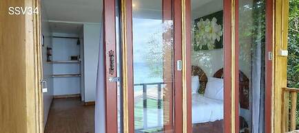 Phi Phi Cozy Seafront Resort