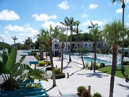 Sea Club I Beach Resort