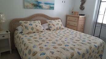 Sea Club I Beach Resort