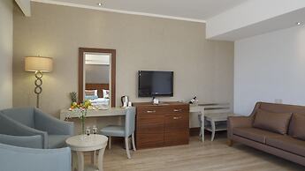 Side Crown Palace Ultra All Inclusive