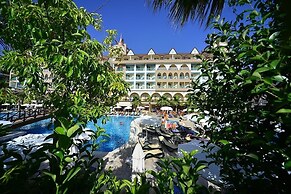 Side Crown Palace Ultra All Inclusive